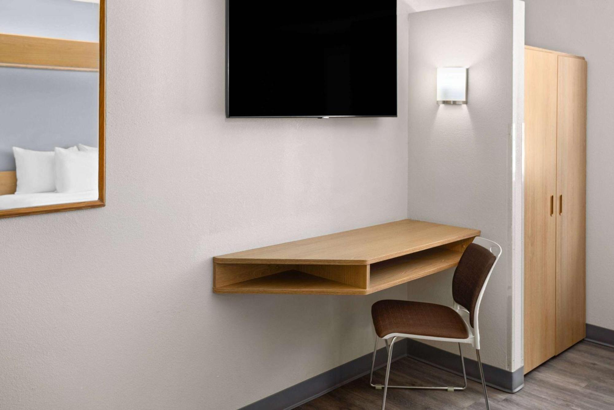 Microtel Inn By Wyndham Raleigh-Durham Airport Morrisville Exteriör bild