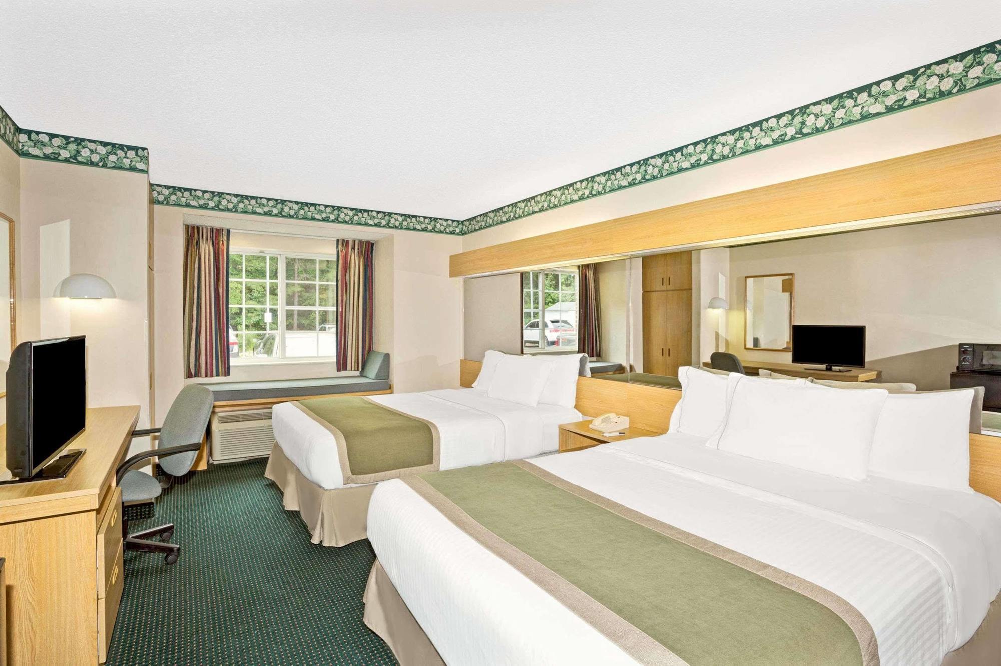Microtel Inn By Wyndham Raleigh-Durham Airport Morrisville Exteriör bild
